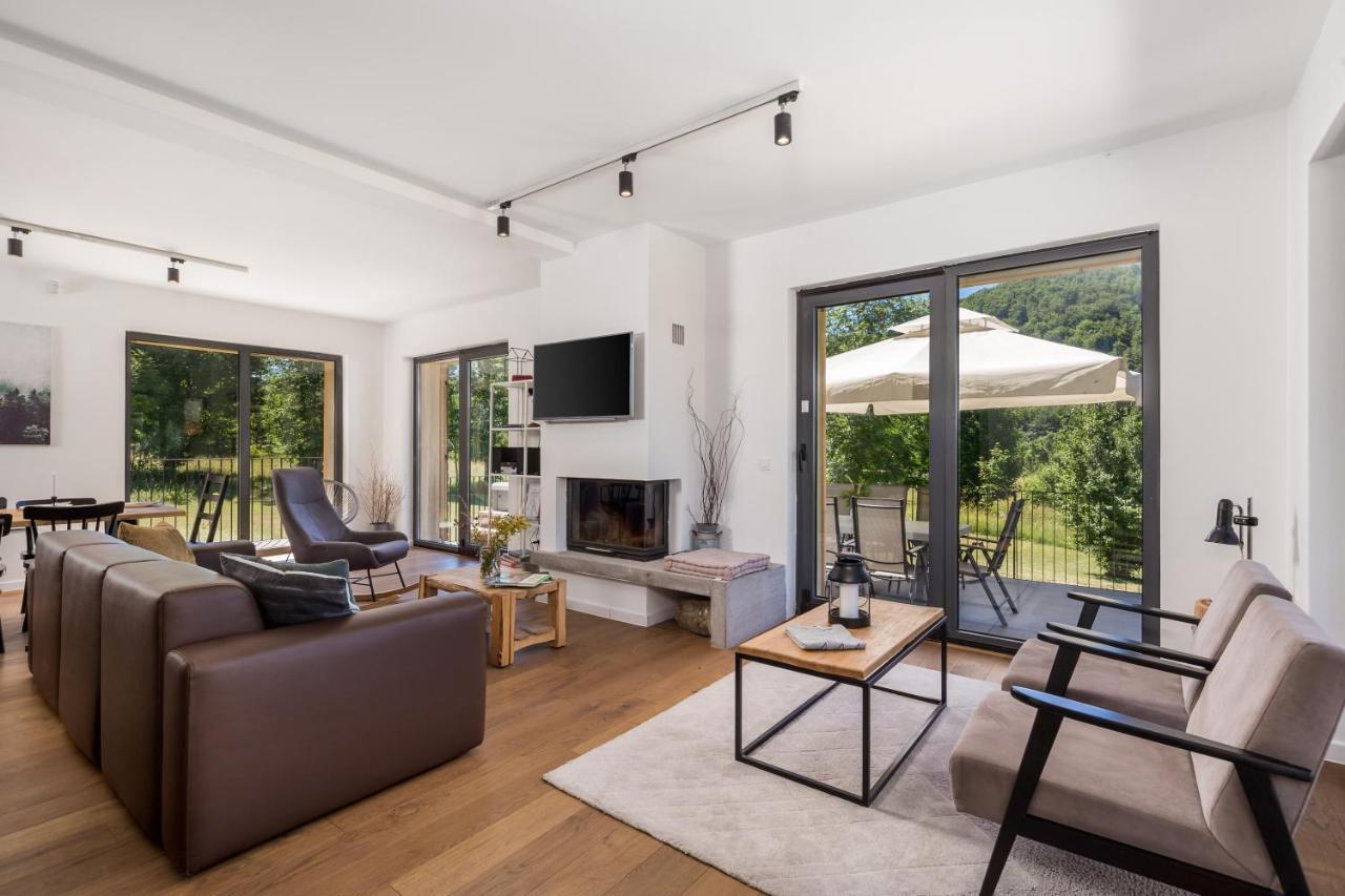 Modern Alpine Monsalbius Chalet Baske Ostarije Extérieur photo